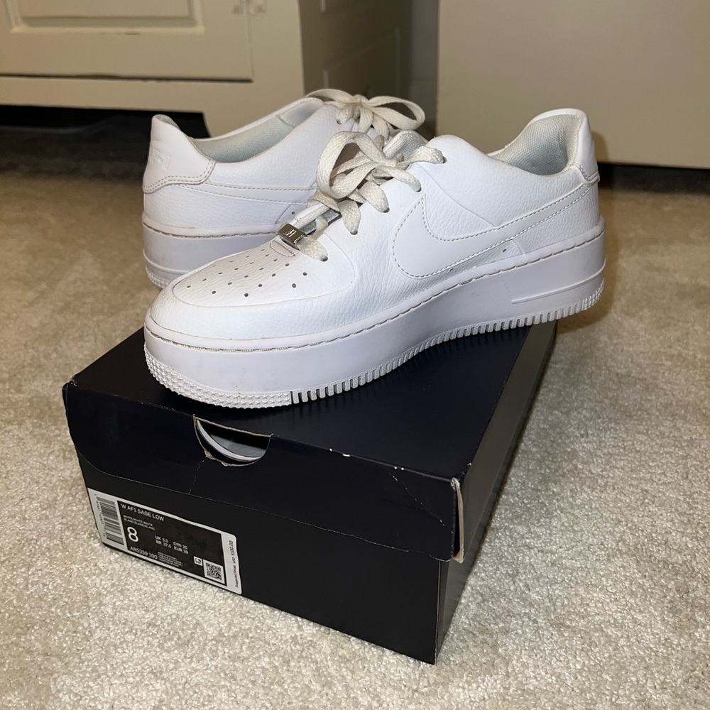 Nike Platform Air Force 1 Sage Low